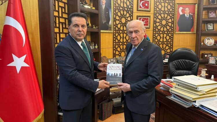 CHP'li Ahmet Özer'den Bahçeli'ye ziyaret