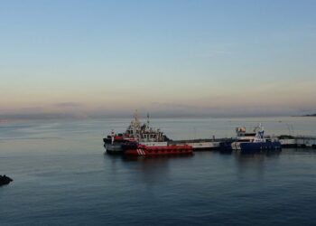 Çanakkale Boğazı çift yönlü olarak ulaşıma kapatıldı