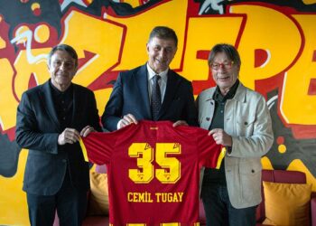 Cemil Tugay'dan Göztepe ve Karşıyaka'yı ziyaret etti