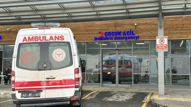 Çikolatadan zehirlendikleri öne sürülen öğrenciler taburcu oldu