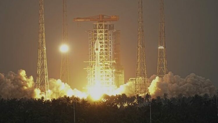 Çin, 17'nci grup alçak Dünya yörüngesi uydularını uzaya gönderdi