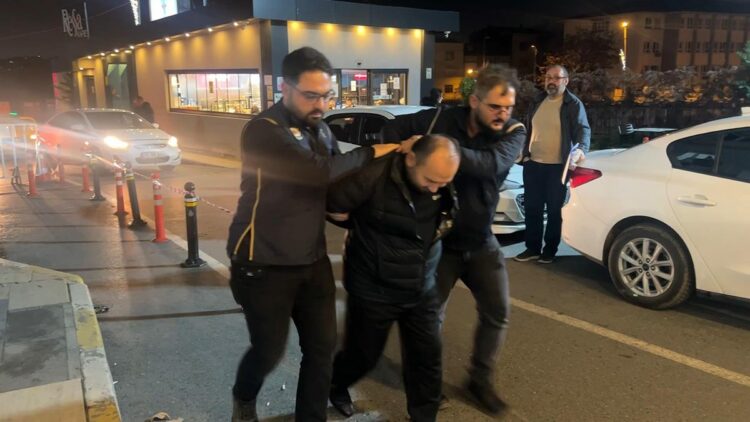 DEAŞ şüphelileri sağlık kontrolüne getirildi 