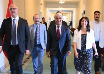 DEM Parti, cumartesi günü AK Parti'yi ziyaret edecek
