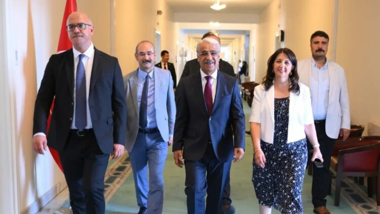 DEM Parti, cumartesi günü AK Parti'yi ziyaret edecek