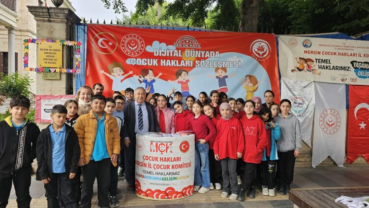 'Dijital Dünyada Çocuk Hakları Sözleşmesi', 81 ilde vatandaşların imzasına sunuldu