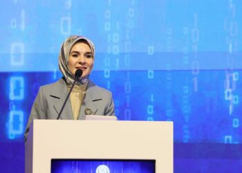 Dijital medyaya dair denetleyici bir yasal düzenlemeyi hayata geçireceğiz