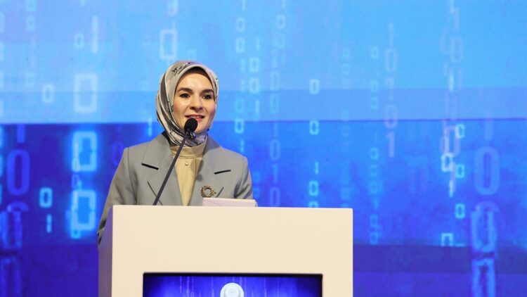 Dijital medyaya dair denetleyici bir yasal düzenlemeyi hayata geçireceğiz