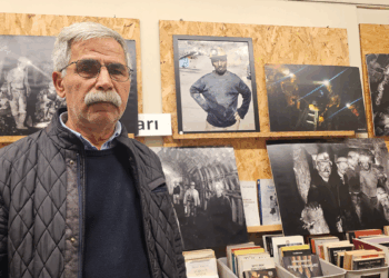 Emekli madenci, çektiği fotoğraflarla mesleğini anlatıyor