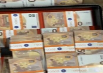 Esenyurt'ta sahte 150 bin euro ele geçirildi