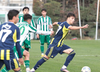 Fenerbahçe U19 takımında tekme isyanı