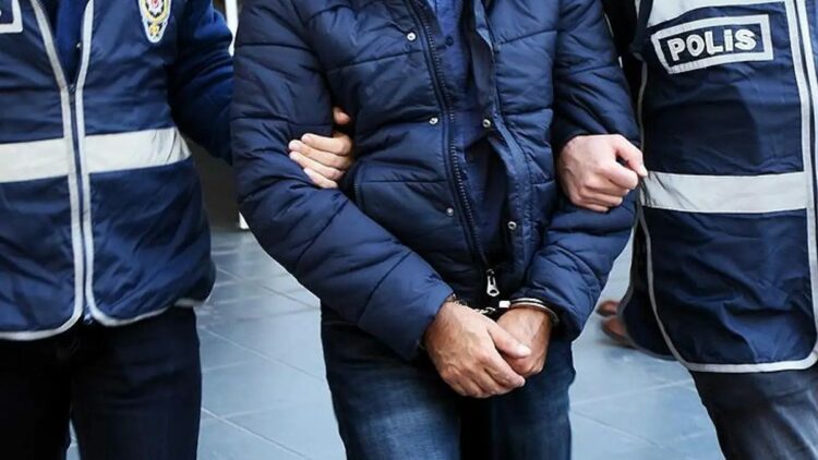 FETÖ'nün kamu mahrem yapılanmasına yönelik 19 gözaltı kararı