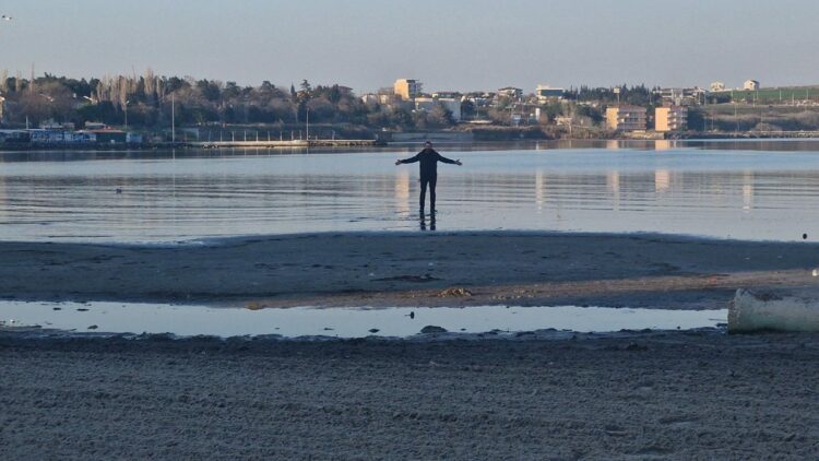 Tekirdağ’da deniz 20 metre çekildi