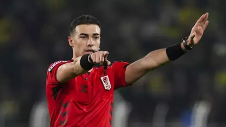 Fenerbahçe-Beşiktaş derbisini Oğuzhan Çakır yönetecek