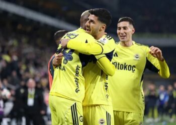 Fenerbahçe, Konyaspor'u 4-0 mağlup etti
