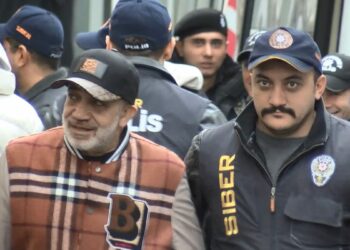 Futbolda bahis operasyonunda gözaltına alınanlar adliyeye sevk edildi