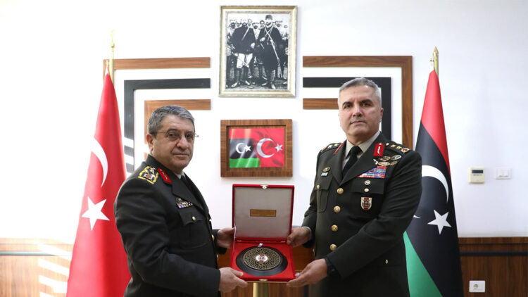 Genelkurmay Başkanı Bayraktaroğlu, Libya Görev Grubu Komutanlığı'nda inceleme yaptı