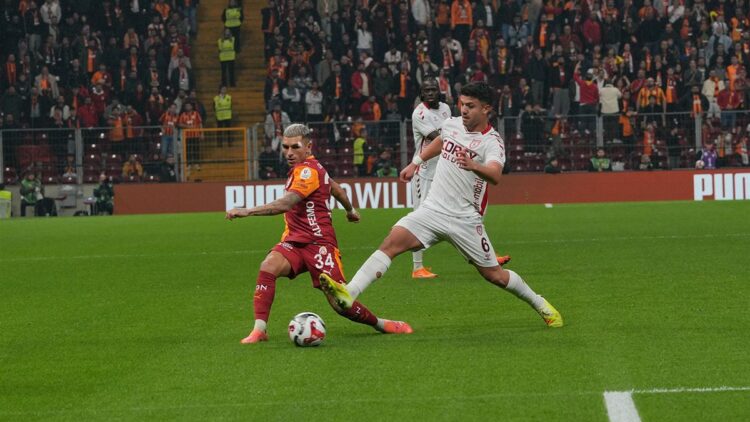 Galatasaray, Samsunspor'u 3-2 mağlup etti