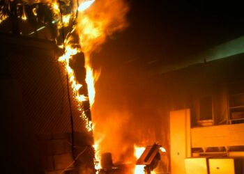 Gaziantep'te marangoz atölyesi yandı