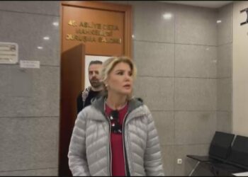 Gülben Ergen'in hakaret davasında beraat kararı