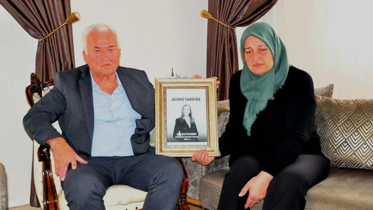 Gülşah Durbay'ın annesi: Serum takılıyken misafirlerini belediyede ağırlıyordu