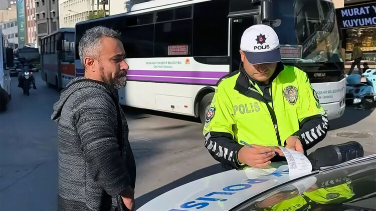Adana’da gereksiz korna kullanan sürücülere ceza yağdı