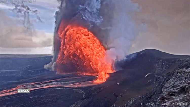 Kilauea Yanardağı yeniden lav püskürttü
