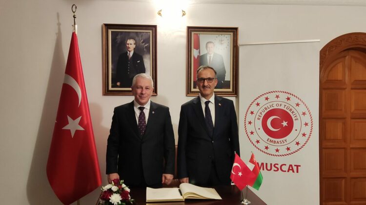 Hava Kuvvetleri Komutanı Orgeneral Kadıoğlu'ndan Umman’a ziyaret