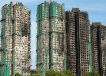 Hong Kong'daki yangınında hayatını kaybedenlerin sayısı 151’e yükseldi