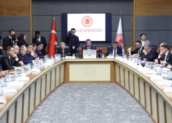 '11'inci Yargı Paketi' Adalet Komisyonu'nda