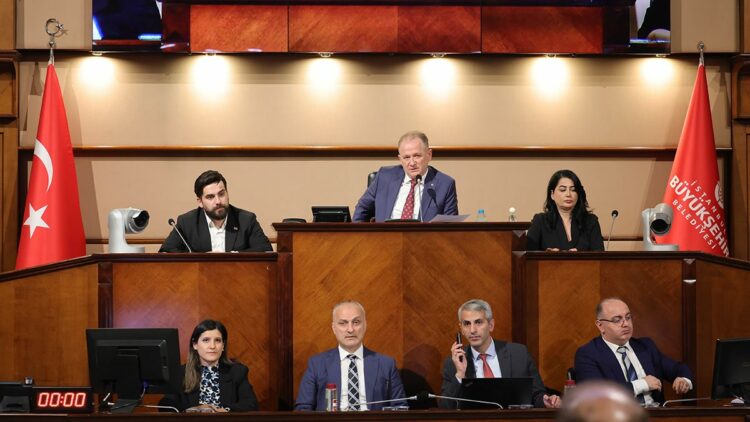 İSPARK ücretlerine yüzde 33'lük zam teklifi İBB Meclisi'nde kabul edildi