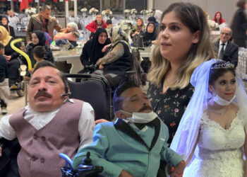Evliliklerine aileleri karşı çıkmıştı; sevgilerinden hiçbir şey eksilmedi