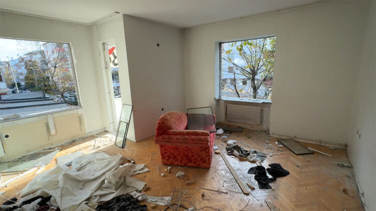 Avcılar'da kentsel dönüşüme giren binadaki malzemeler çalındı