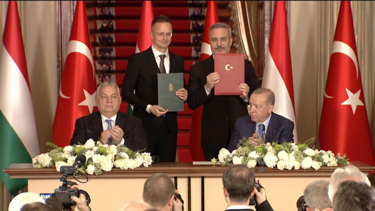 Macaristan'la ticaret hacmi hedefimiz 10 milyar dolar