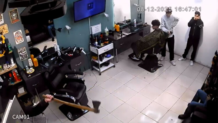 Kağıthane'de baltayla kuaförü basan saldırgan yakalandı