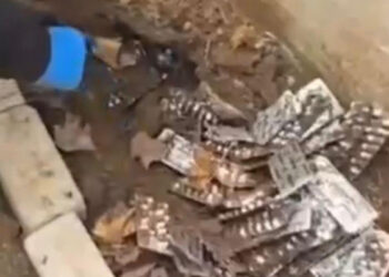 Toprağa gömülü 9 bin 132 uyuşturucu ecza ele geçirildi