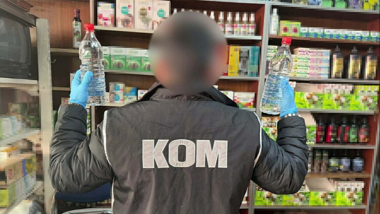 İzmir'de yılbaşı öncesi sahte alkol operasyonu: 2 tutuklama