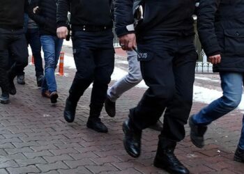 İstanbul merkezli 4 ilde uyuşturucu operasyonu: 20 gözaltı