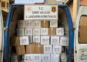 İzmir'de yeni yıl öncesinde 4 bin 130 litre kaçak etil alkol ele geçirildi