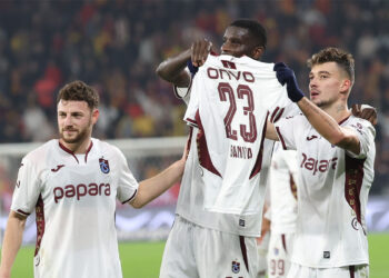 Trabzonspor puanını 34'e yükselterek 2'nci sıraya yerleşti