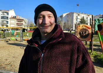 Kanseri yenen mimar, sevincini trafikte korna çalarak kutladı