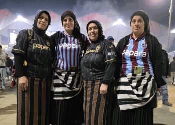 Karadeniz kadınlarının yayladan stadyuma uzanan Trabzonspor tutkusu