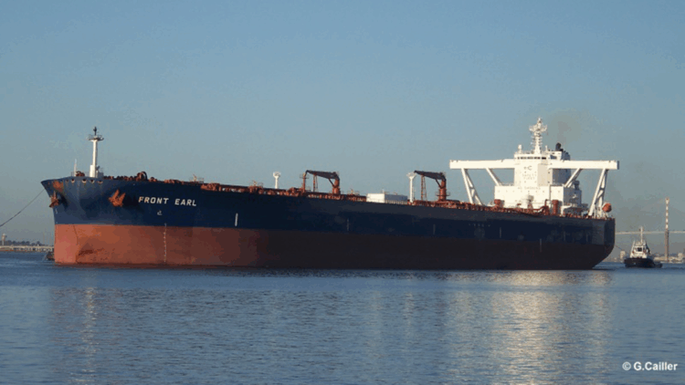 Karadeniz'de ayçiçek yağı yüklü tankere saldırı