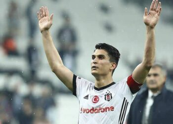 Kariyerime bu forma altında nokta koyacağım