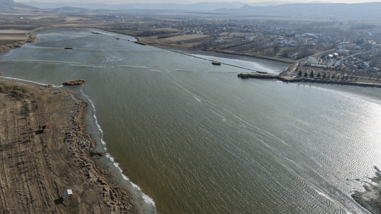 Kasım yağışları, kuruyan Ulaş Gölü'ne 'ilaç' oldu
