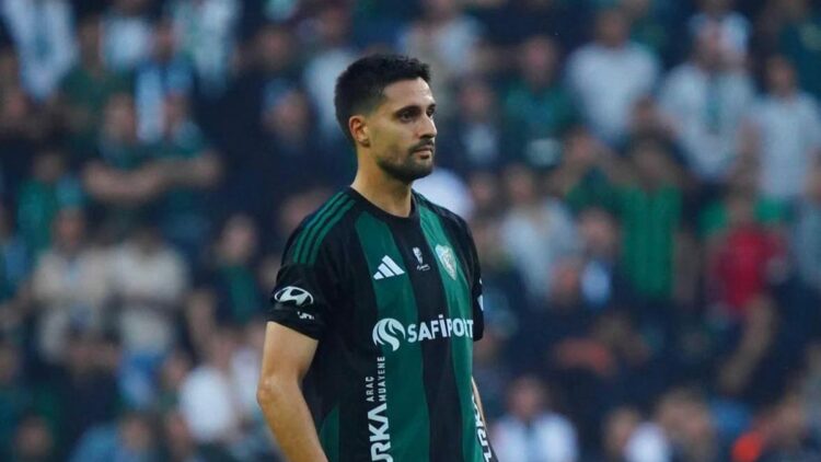 Kocaelispor’da Tarkan Serbest'in sözleşmesi feshedildi