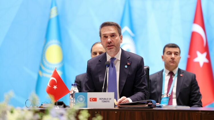 Kurulu gücümüzün 3'te 1'i sadece rüzgar ve güneşten