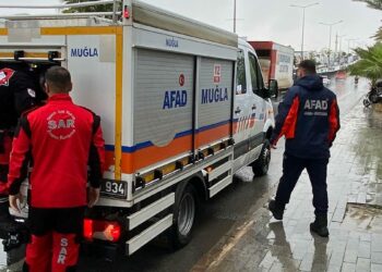 Kuvvetli yağmur uyarısı sonrası ekipler teyakkuza geçti