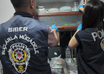 Mersin'de yasa dışı bahis operasyonu; 13 tutuklama