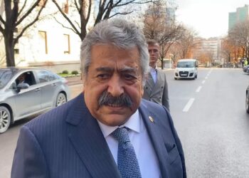 MHP, 120 sayfalık Terörsüz Türkiye raporunu Meclis'e sundu