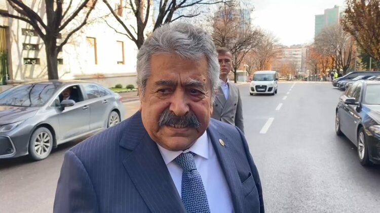 MHP, 120 sayfalık Terörsüz Türkiye raporunu Meclis'e sundu